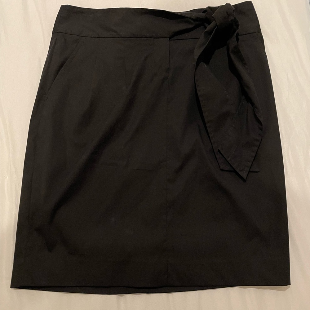 NWT Elie Tahari Flavia Black Skirt w/ Tie Belt